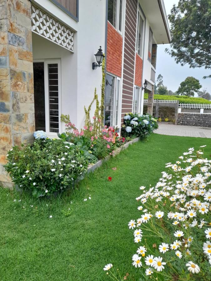 Garuda Park Resort Kotagiri Ngoại thất bức ảnh
